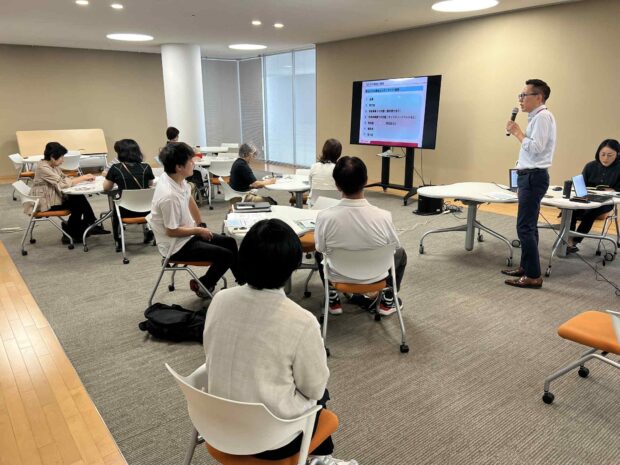 日本郵便年賀寄付金配分説明会の様子